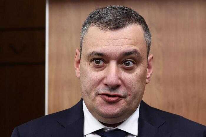 Хинштейн освятил свой кабинет в администрации Курской области