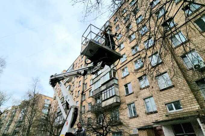 В Голицыно обрушился балкон с двумя пенсионерками